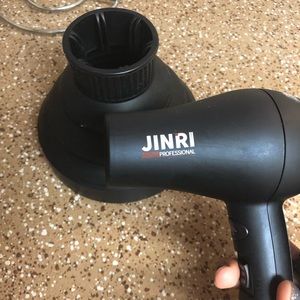 Mini hair dryer with diffuser
